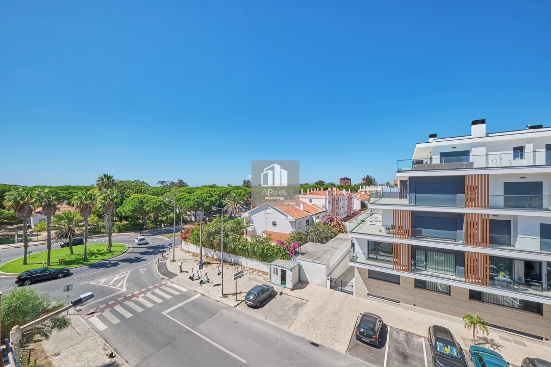 Apartamento T1 para Venda em Costa da Caparica Foto 17