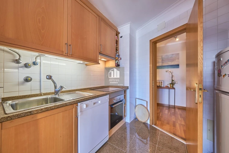 Apartamento T1 para Venda em Costa da Caparica Foto 12
