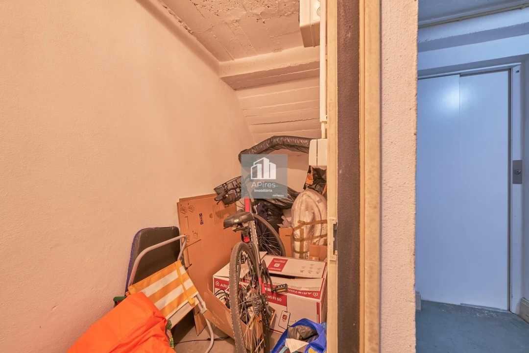 Apartamento T1 para Venda em Costa da Caparica Foto 24