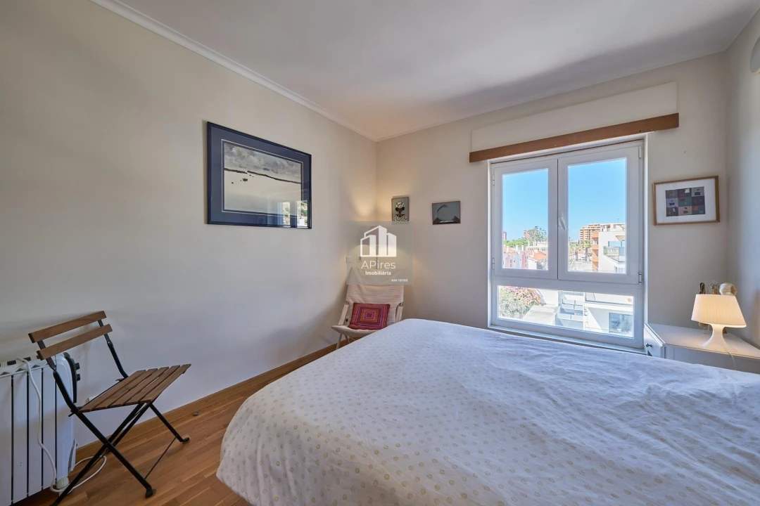 Apartamento T1 para Venda em Costa da Caparica Foto 14