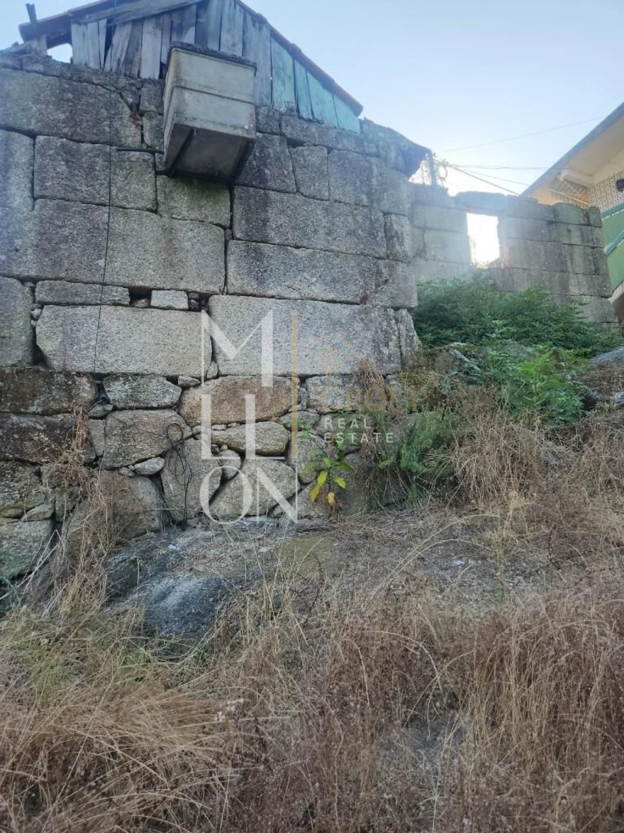 Moradia T3 para Venda em Padronelo Foto 5