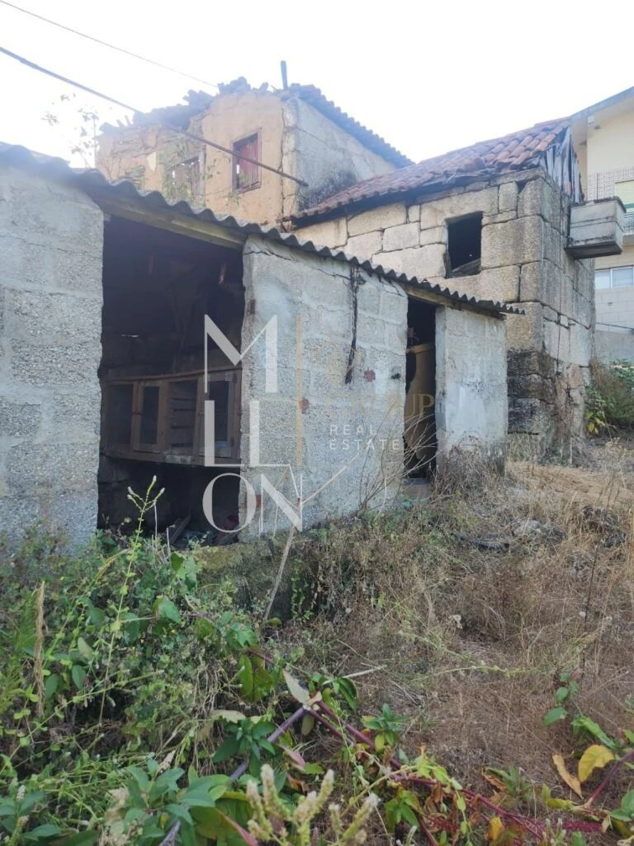 Moradia T3 para Venda em Padronelo Foto 2