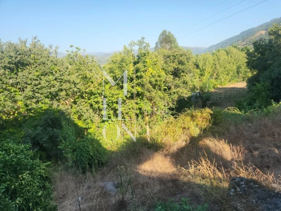 Moradia T3 para Venda em Padronelo Foto 8