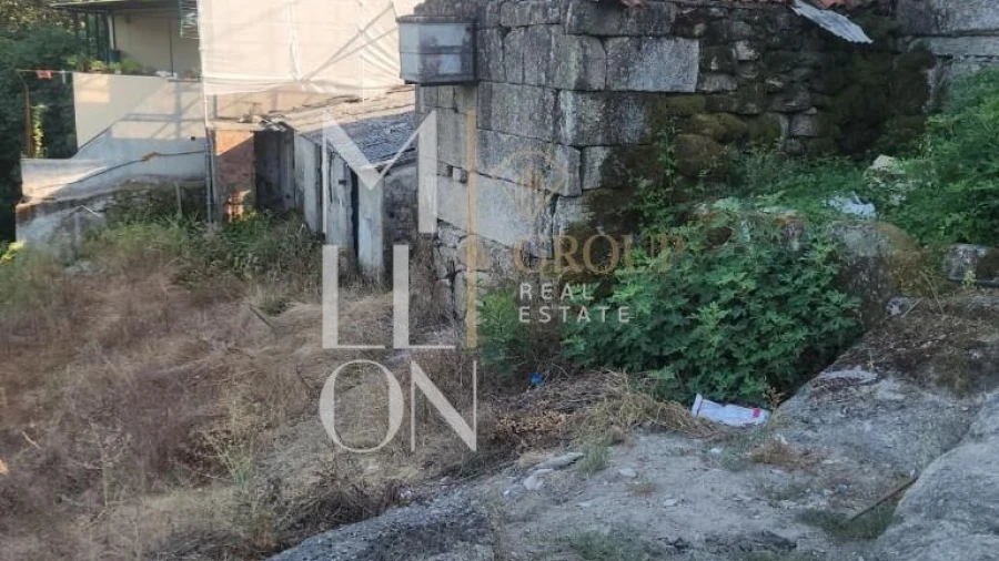 Moradia T3 para Venda em Padronelo
