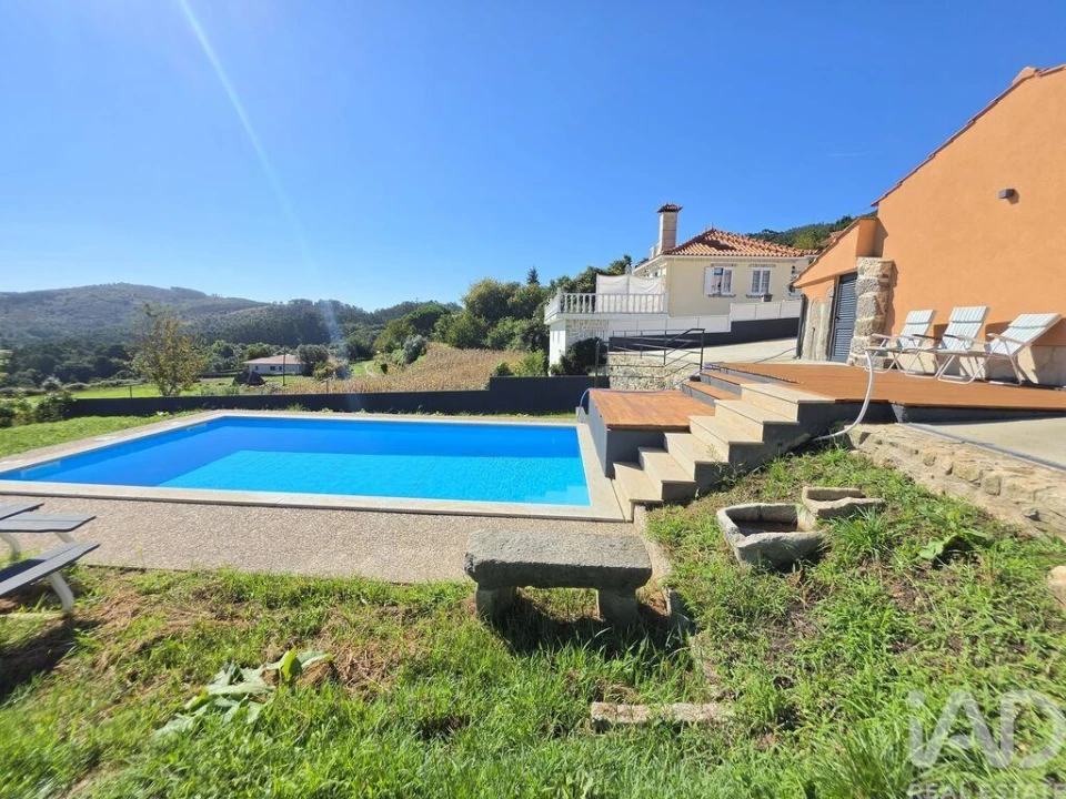 Moradia T3 para Venda em Candemil e Gondar Foto 30