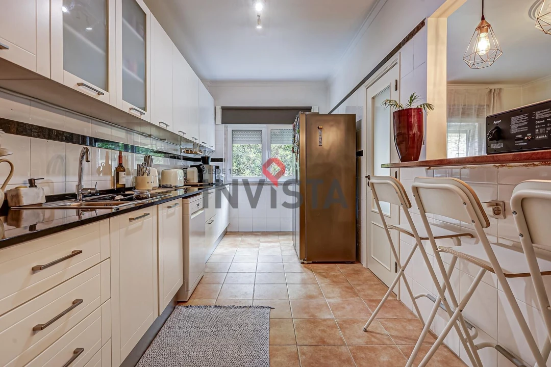 Apartamento T3 para Venda em Vila Franca de Xira Foto 7