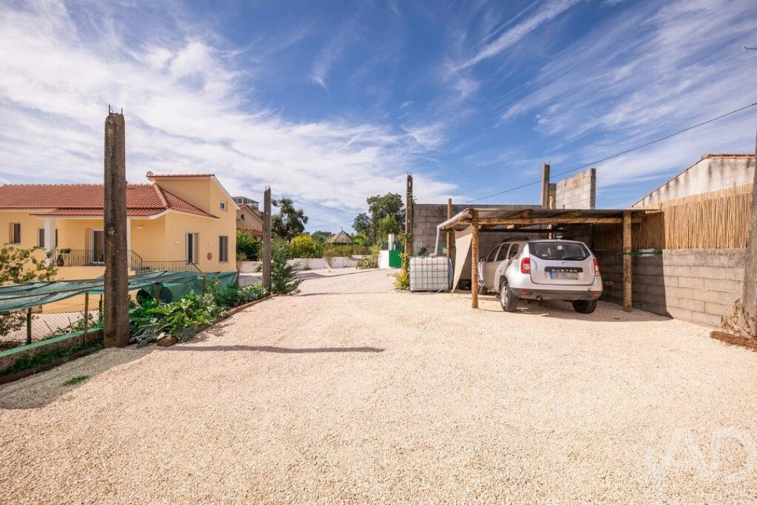 Moradia T3 para Venda em Graça Foto 37
