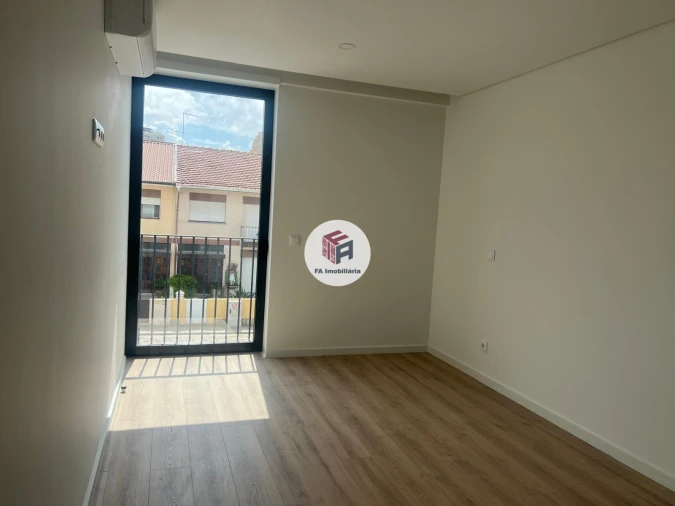 Apartamento T1 para Venda em São Mamede de Infesta e Senhora da Hora Foto 9