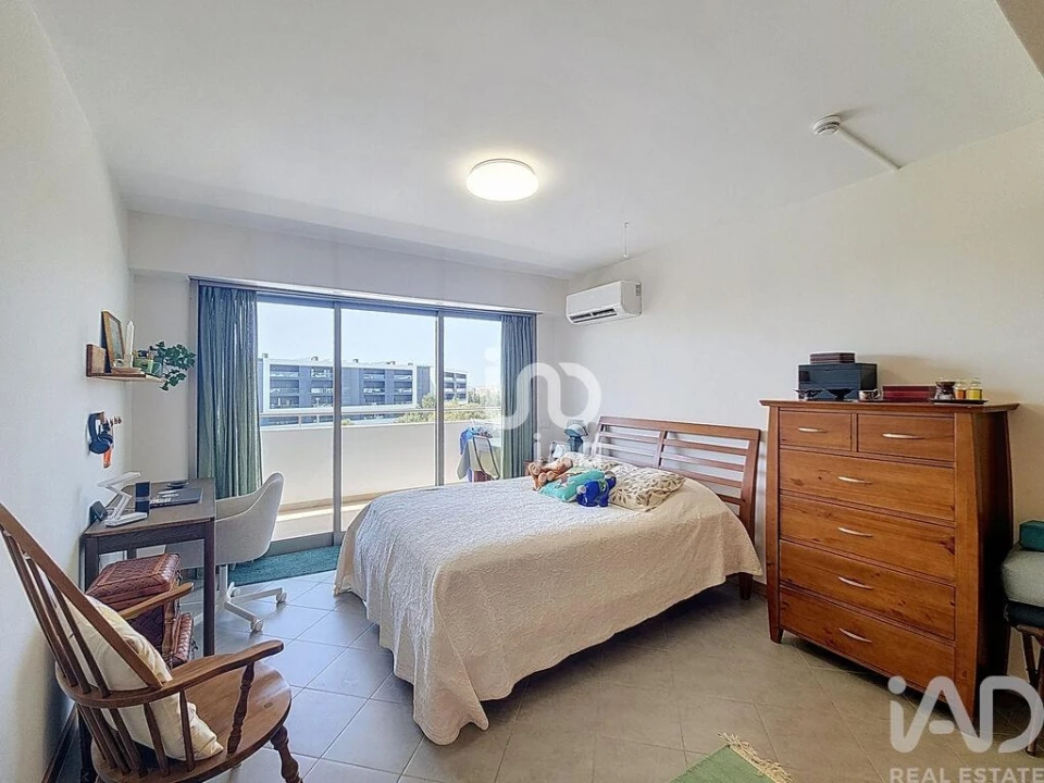 Apartamento T2 para Venda em Portimão Foto 21