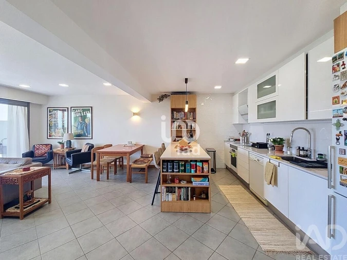 Apartamento T2 para Venda em Portimão Foto 8