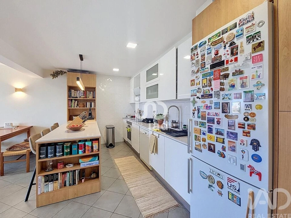 Apartamento T2 para Venda em Portimão Foto 10