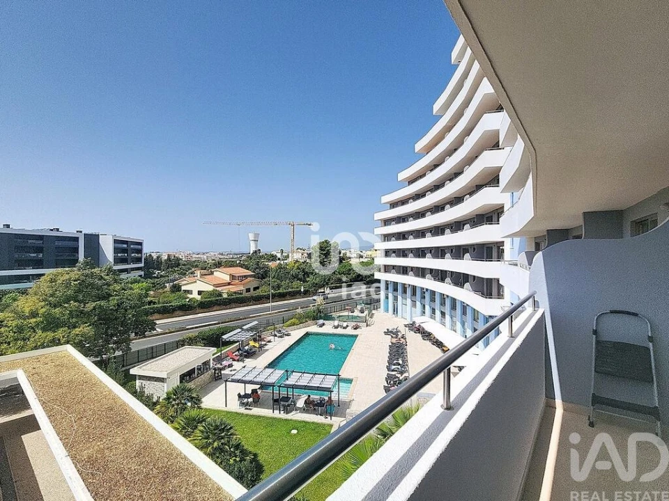Apartamento T2 para Venda em Portimão Foto 4