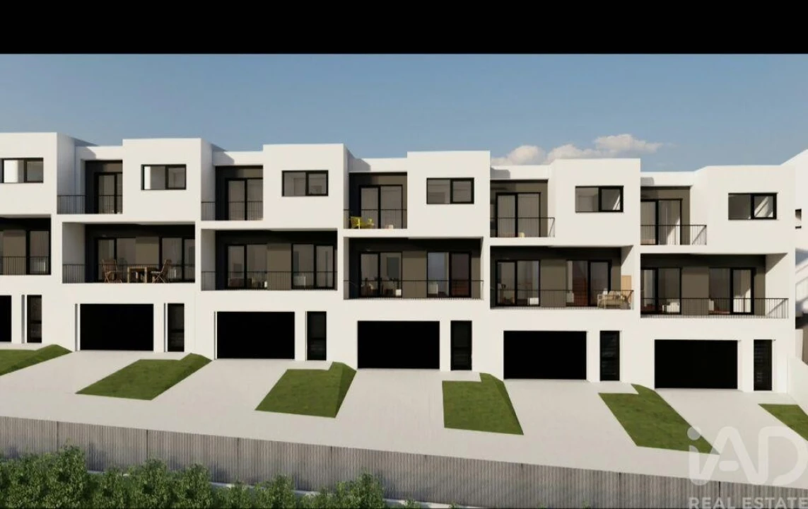 Moradia T3 para Venda em Louredo Foto 2