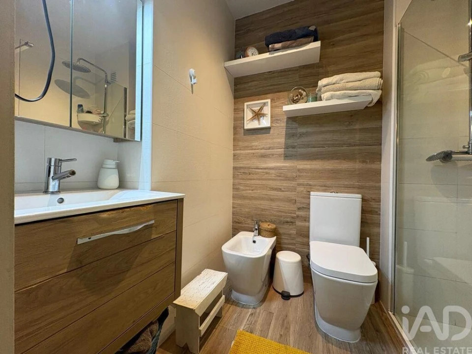 Apartamento T2 para Venda em Olhão Foto 11