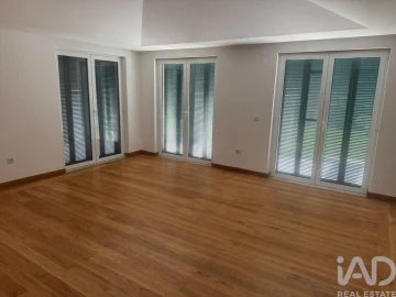 Moradia T5 para Venda em Carvalhal