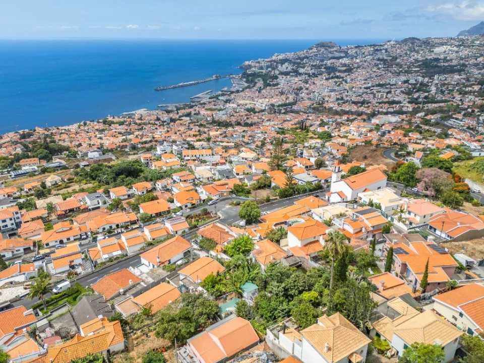 Moradia T3 para Venda em Funchal (Santa Maria Maior) Foto 91