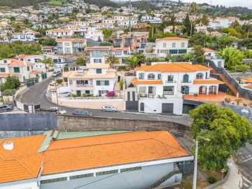 Moradia T3 para Venda em Funchal (Santa Maria Maior)