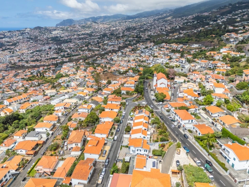Moradia T3 para Venda em Funchal (Santa Maria Maior) Foto 89