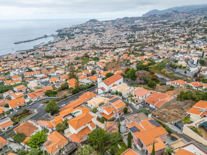 Moradia T3 para Venda em Funchal (Santa Maria Maior) Foto 102