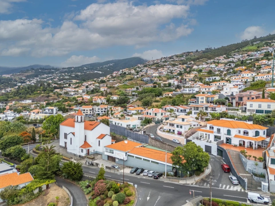 Moradia T3 para Venda em Funchal (Santa Maria Maior) Foto 97