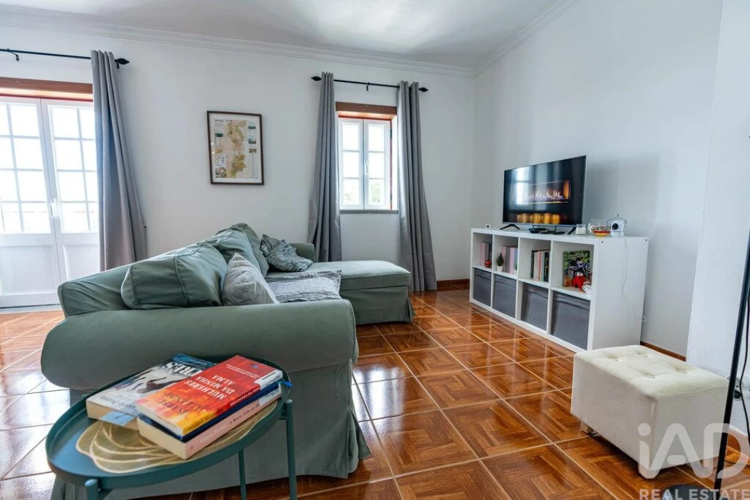 Apartamento T2 para Venda em Pinhel Foto 1