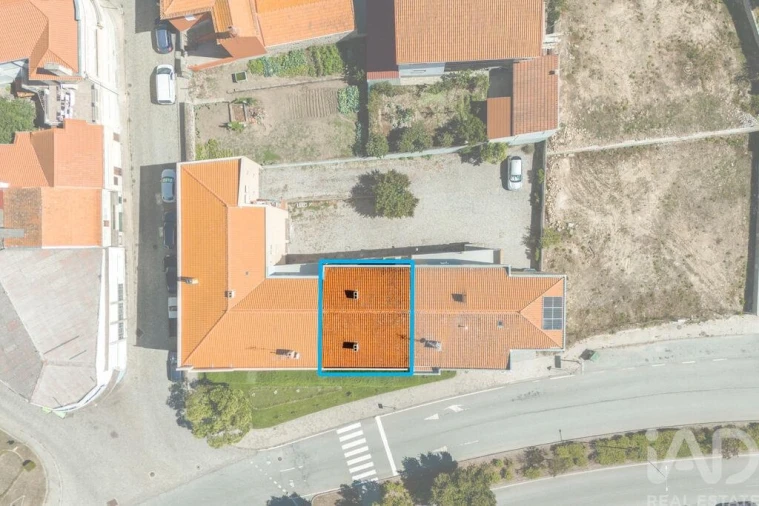 Apartamento T2 para Venda em Pinhel Foto 39