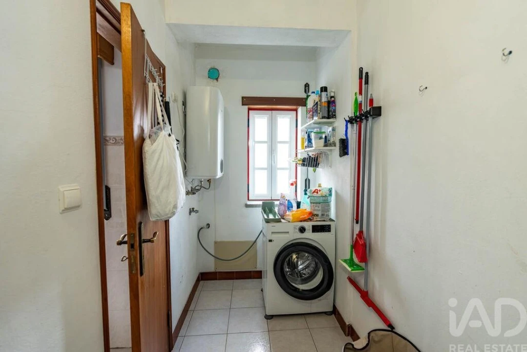 Apartamento T2 para Venda em Pinhel Foto 28