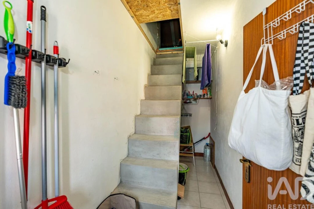 Apartamento T2 para Venda em Pinhel Foto 27