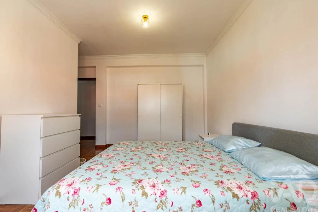 Apartamento T2 para Venda em Pinhel Foto 15