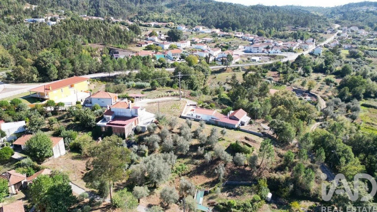 Terreno para Venda em São Miguel, Santa Eufémia e Rabaçal Foto 2