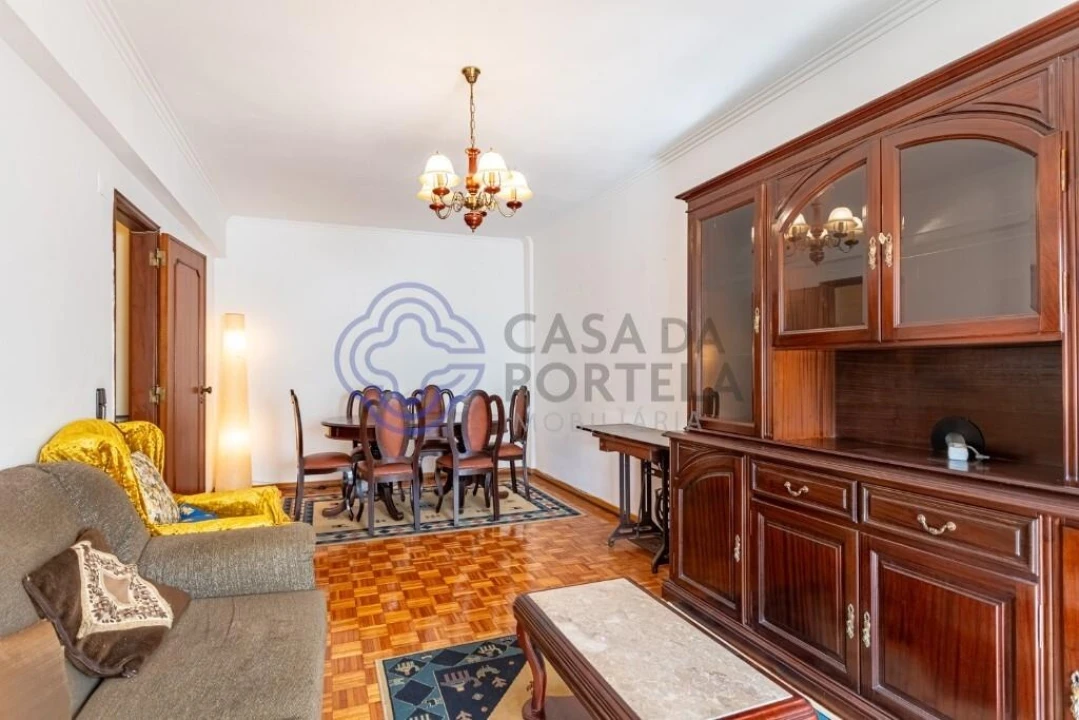 Apartamento T1 para Venda em Cacém e São Marcos Foto 14