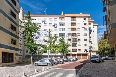 Apartamento T1 para Venda em Cacém e São Marcos