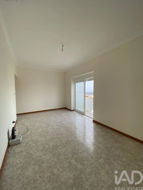 Apartamento T2 para Arrendamento em Palmela