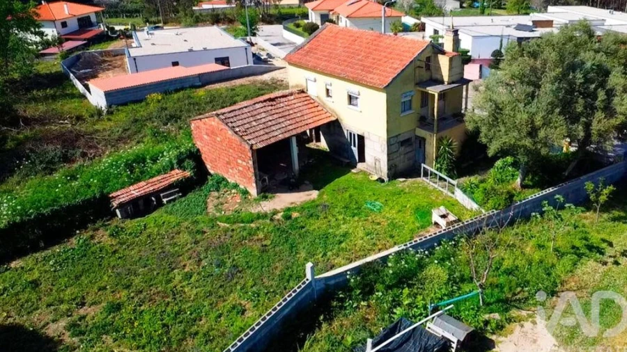 Moradia T2 para Venda em Reboreda e Nogueira