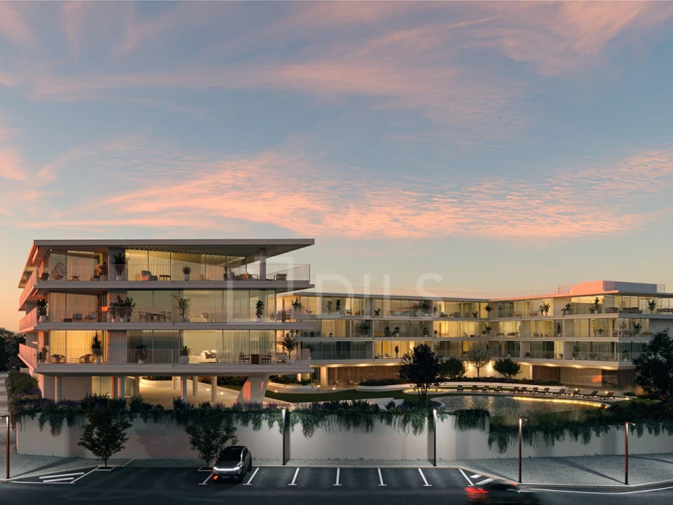 Apartamento T2 para Venda em Quarteira Foto 8