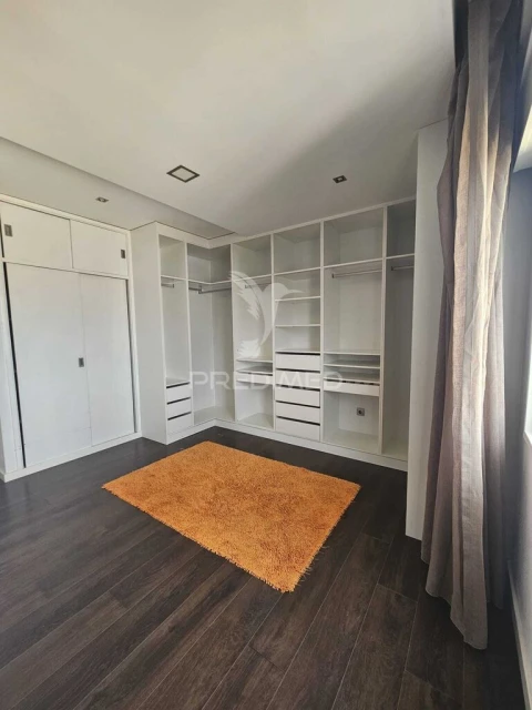Apartamento T3 para Venda em Braga (Maximinos, Sé e Cividade)