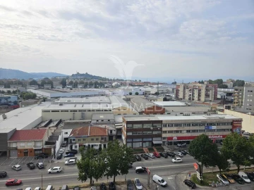 Apartamento T3 para Venda em Braga (Maximinos, Sé e Cividade)