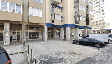 Apartamento T3 para Venda em Benfica