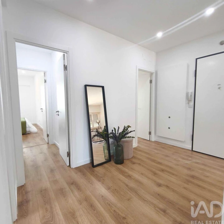Apartamento T3 para Venda em Benfica Foto 8