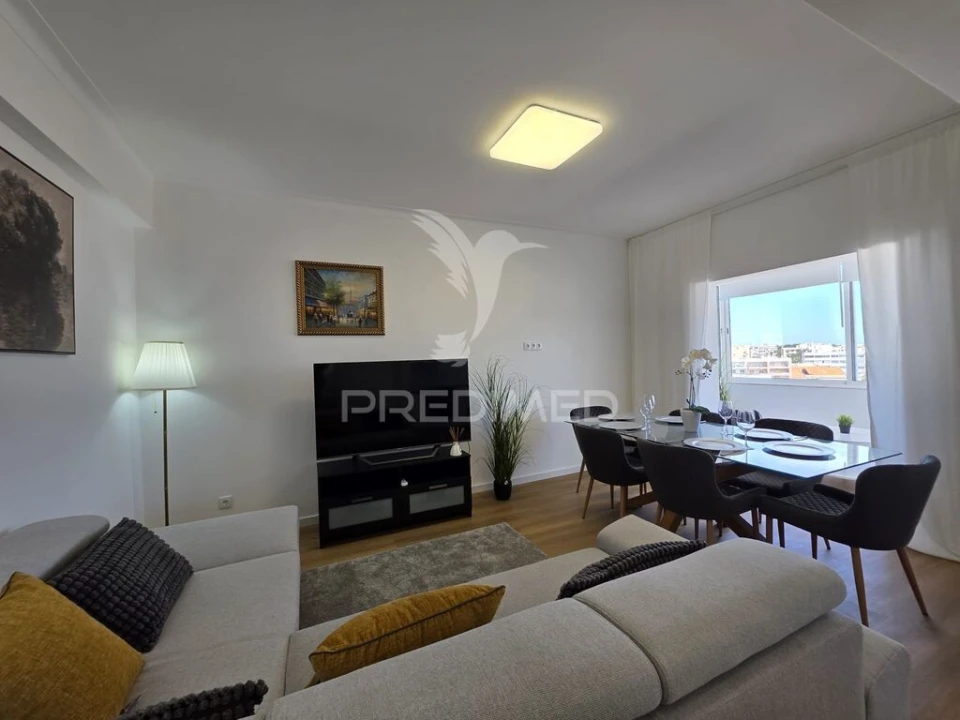 Apartamento T3 para Venda em Olhão Foto 1