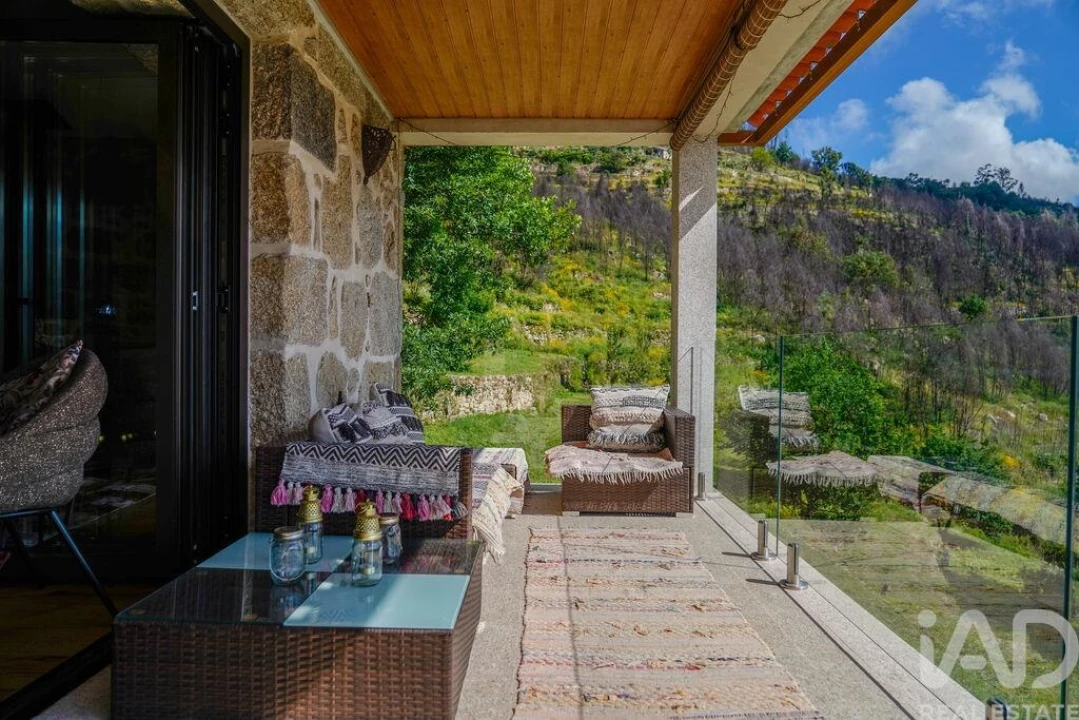 Quinta T3 para Venda em Avo Foto 23