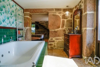 Quinta T3 para Venda em Avo