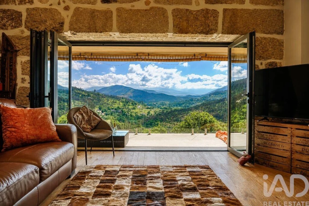 Quinta T3 para Venda em Avo Foto 5
