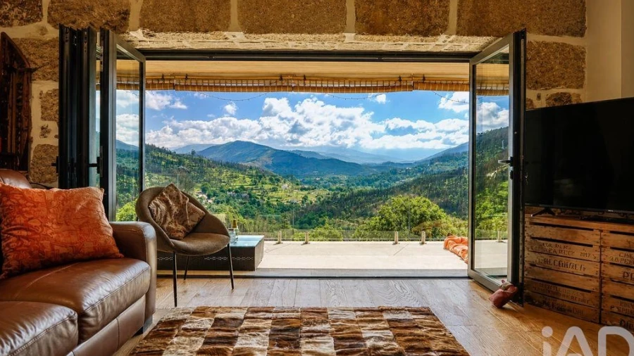 Quinta T4 para Venda em Avo