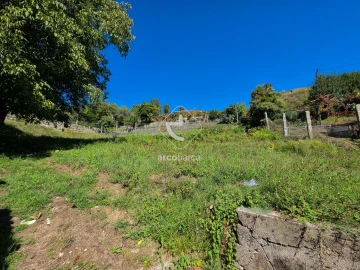 Terreno para Venda em Nogueira