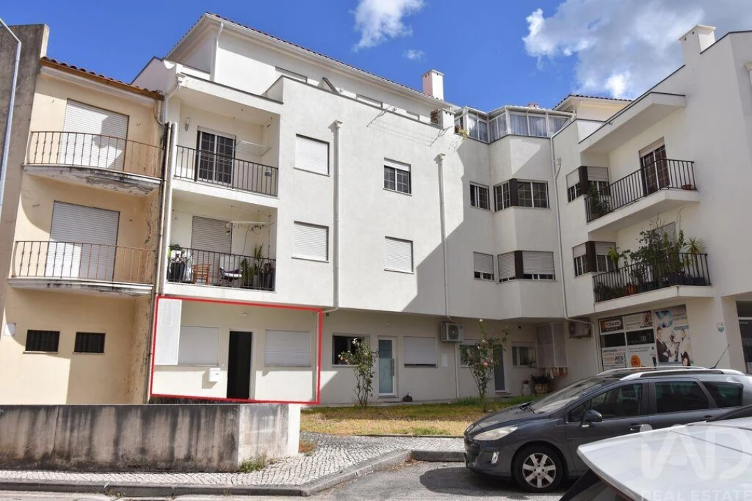 Apartamento T2 para Venda em Miranda do Corvo Foto 1