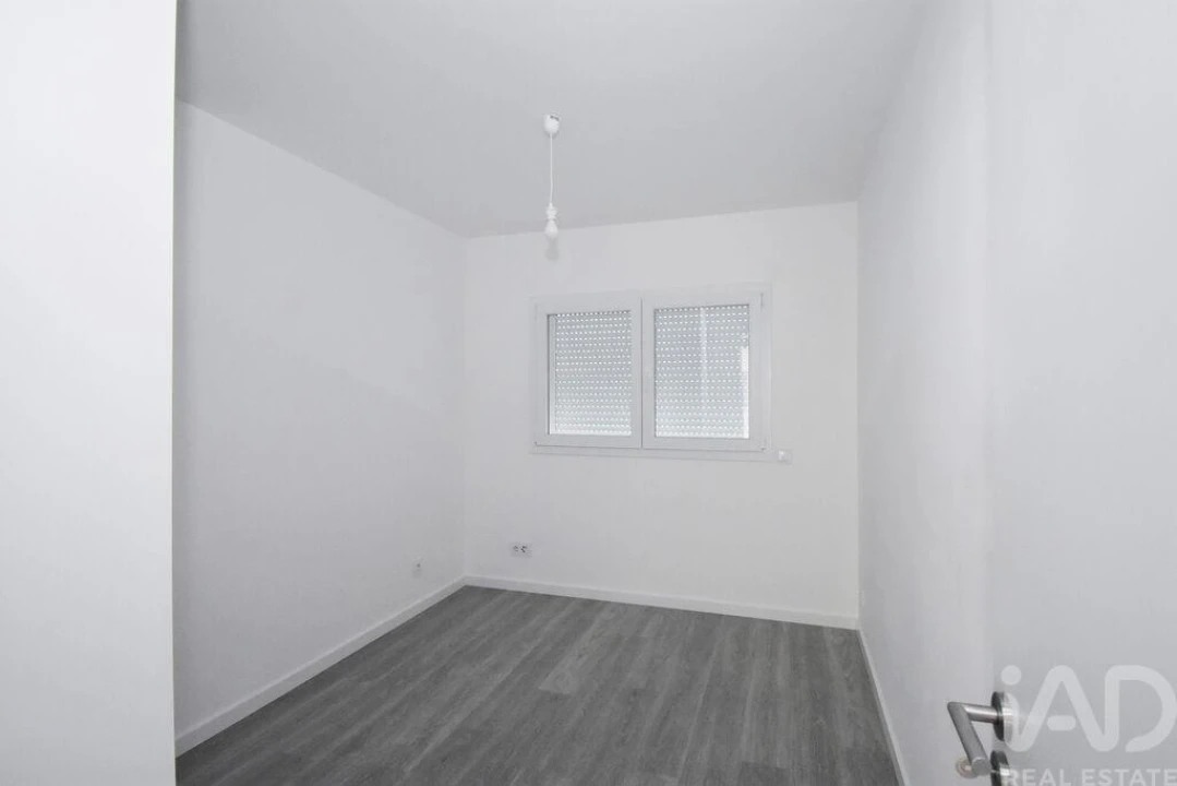 Apartamento T2 para Venda em Miranda do Corvo Foto 14