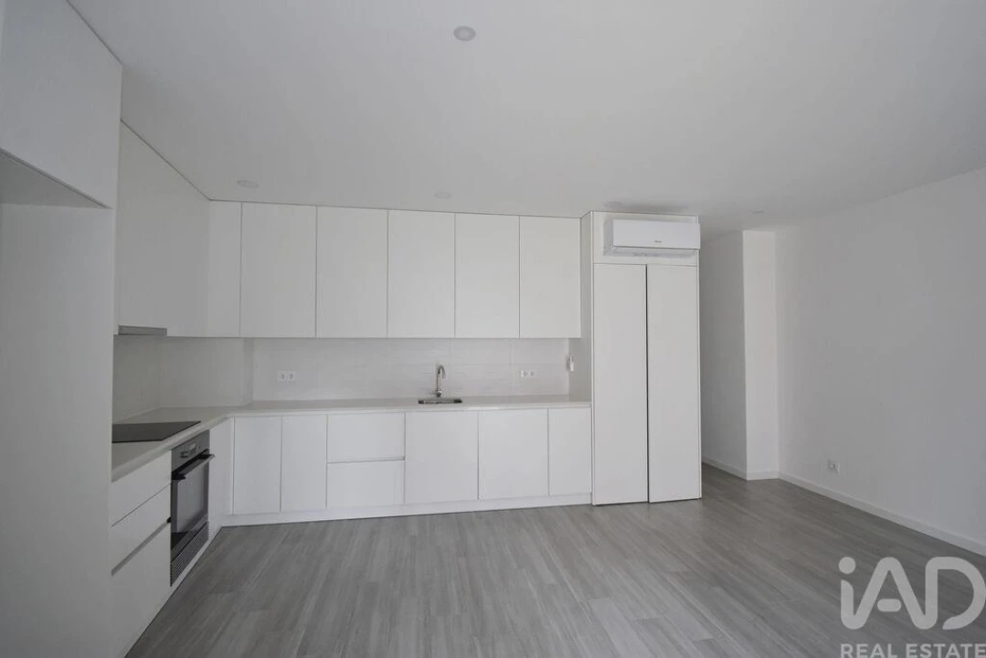 Apartamento T2 para Venda em Miranda do Corvo Foto 10