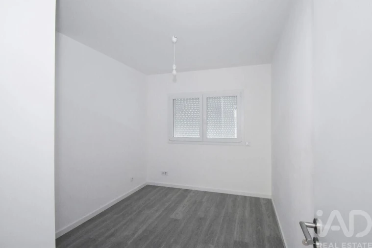 Apartamento T2 para Venda em Miranda do Corvo Foto 14