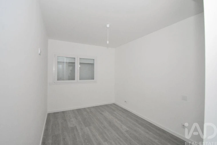 Apartamento T2 para Venda em Miranda do Corvo Foto 16